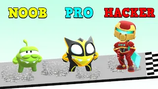 NOOB vs PRO vs HACKER - Om Nom Run