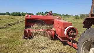 🇺🇦Хай буде Україна🇺🇦 Тюкуємо сіно Трактором Т-25 🚜