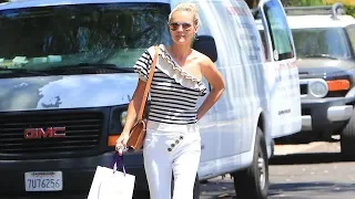 Laeticia Hallyday Replenishes Her Beauty Supplies In Beverly Hills