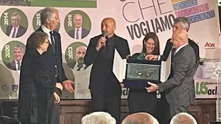 Spalletti riceve il premio Bearzot: "Ma quanto è bella Napoli? 💙 Ecco come vivremo la Champions" 🏆