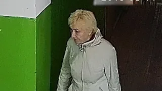 Жительница нашего дома 2 раза налужила в подъезде