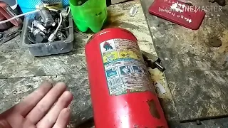 Коротенькое видео что можно сделать из огнетушителя