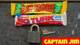 (1120) Bullying Open Captain Jim's Squire Padlock