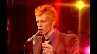 DAVID BOWIE performing "1984" at the Dick Cavett Show, December 5th 1974