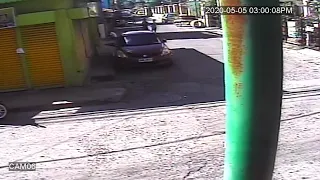 Suzuki Swift basag ang windshield - CCTV footage (05 May 2020)