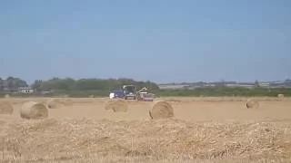 Harvest 2016 - RARE Sampo Rosenlew Combine Harvesting Wheat (Linclonshire)