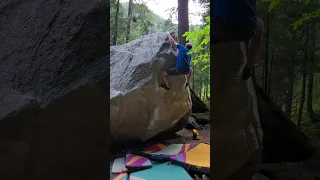 Entropy V9 - The Treasury Bouldering