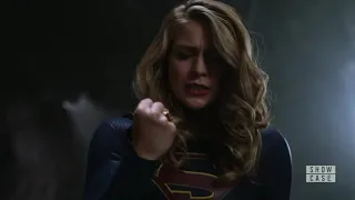 Supergirl 3x23/Kara goes back in time to save her team