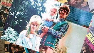 ♫ Ringo Starr, his son Zak and his wife Maureen at home 1967