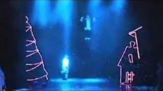 AMAZING DOUBLE LEVITATION IN CHRISTMAS SHOW