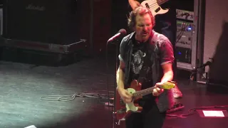 Eddie Vedder & The Earthlings - "I Am A Patriot (SVZ cover)" - NJPAC, Newark, NJ - 2/6/22