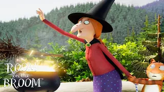 Witch's Cooking Pot Explodes! @GruffaloWorld : Room On The Broom