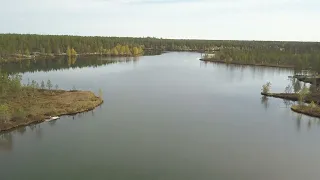 Озеро загадка. Не найдено в местном словаре гидронимов, может и не было его тогда...