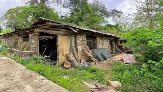 A Couple Bought An Old Abandoned House And Restored It | Clean up and Makeover ~ Free life