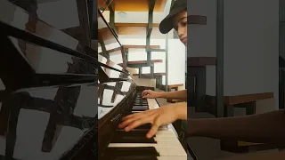 unicorn (noa kirel) on piano 🦄