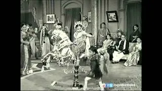 Gemini Ganesan Hits - Un Valvellam Inbam Tharum HD Song