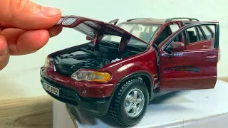 Kids Toy Scale model toy car BMW X5. Diecast model car Bburago