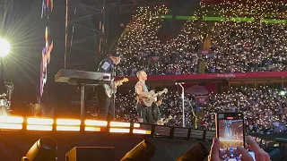 Coldplay - Yellow (4K) - Cardiff Principality Stadium - 07/06/2023