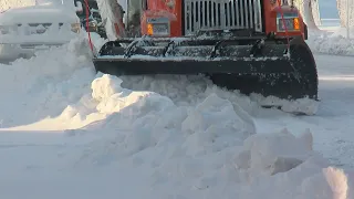 Minnesotans react to April snowstorm