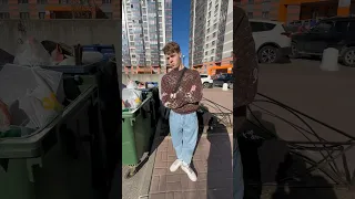 Как фоткаются девушки vs парни🤣      (жесткий угар) не точно*