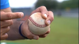 How To Grip & Throw A Curveball with Maximum Spin Rate! ⚾️⤵️