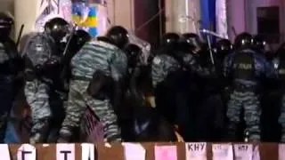 Штурм #Євромайдану  4 хв відео