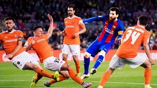 10 Impossible Solo Goals/Assists That Only Lionel Messi Can Do In One Season - HD