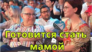 ГОТОВИТСЯ СТАТЬ МАМОЙ: СМИ РАССКАЗАЛИ ПОДРОБНОСТИ СВАДЬБЫ ПЕТРОСЯНА И БРУХУНОВОЙ