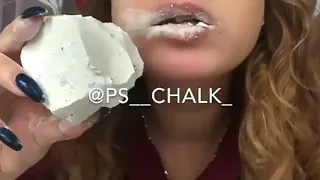 ASMR edible chalk eating / Chalk eat / Ем мел для еды / Мелоежка / Мел Барсук