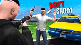 Fake Taxi Kidnapping Customers on GTA 5 RP