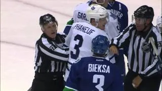 Gotta See It: Phaneuf fights Kassian, then mocked by Hansen