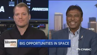 Investors pour more than $1 billion into space startups in 2018