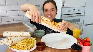 МУКБАНГ ШАУРМА МЕТРОВАЯ ОСТРАЯ ДОМАШНЯЯ  КАРТОШКА ФРИ СОУСЫ MUKBANG SHAWARMA ASMR