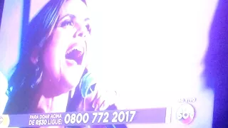 Silvio santos se emociona ao ouvir Aline Barros cantando. No Teleton. Família Abravanel se emociona.