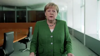 Merkel: "Digitalisierung der Schulen mit Hochdruck vorantreiben"