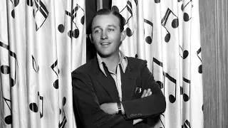 Bing Crosby - An Old Flame Never Dies