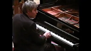 Бетховен Концерт №3 до минор. Исполняет Аркадий Севидов