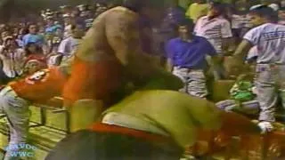 WWC: Carlos Colón vs. Abdullah The Butcher (1992)