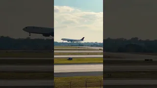 Delta Airbus A330-900NEO Landing at ATL/KATL - Plane Spotting