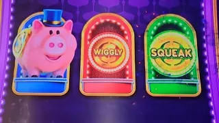 Coin Trio Piggy Lock it Feature