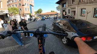 Ghetto Urban Downhill Freeride / Human Reactions