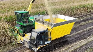 Maize harvest | EXTREME MUD |  JOHN DEERE 7480i on tracks