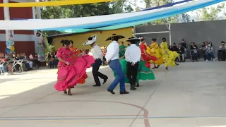 ESFU 6. FESTIVAL 10 DE MAYO. BAILE "JARABE TAPATÍO"