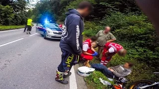 SUPERMOTOS CAUGHT BY THE POLICE AND BIG CRASH [Schnitzeljagd 2/3]