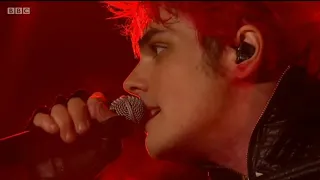 My Chemical Romance - Mama (Live at Reading Festival 2011) HD