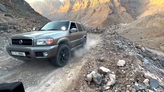 Extreme off-road 4x4 challenge Nissan R50