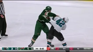 Marcus Foligno Vs Jonah Gadjovich NHL 11/16/21