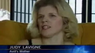 Avril Lavigne Rare Interview CTV 2002