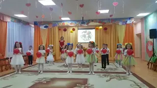 Танец с сердцами
