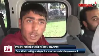 Dua kitabı satan genç